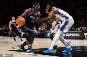 希罗30分恩比德26+7 马克西23分热火胜76人